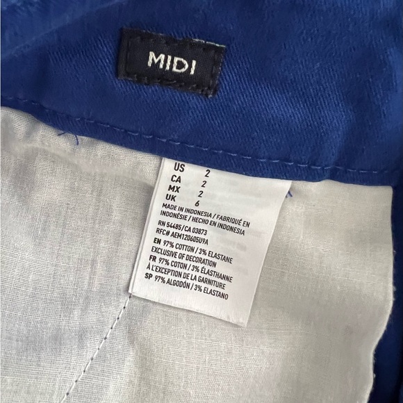 2 Pair of American Eagle MIDI Shorts - Picture 4 of 7